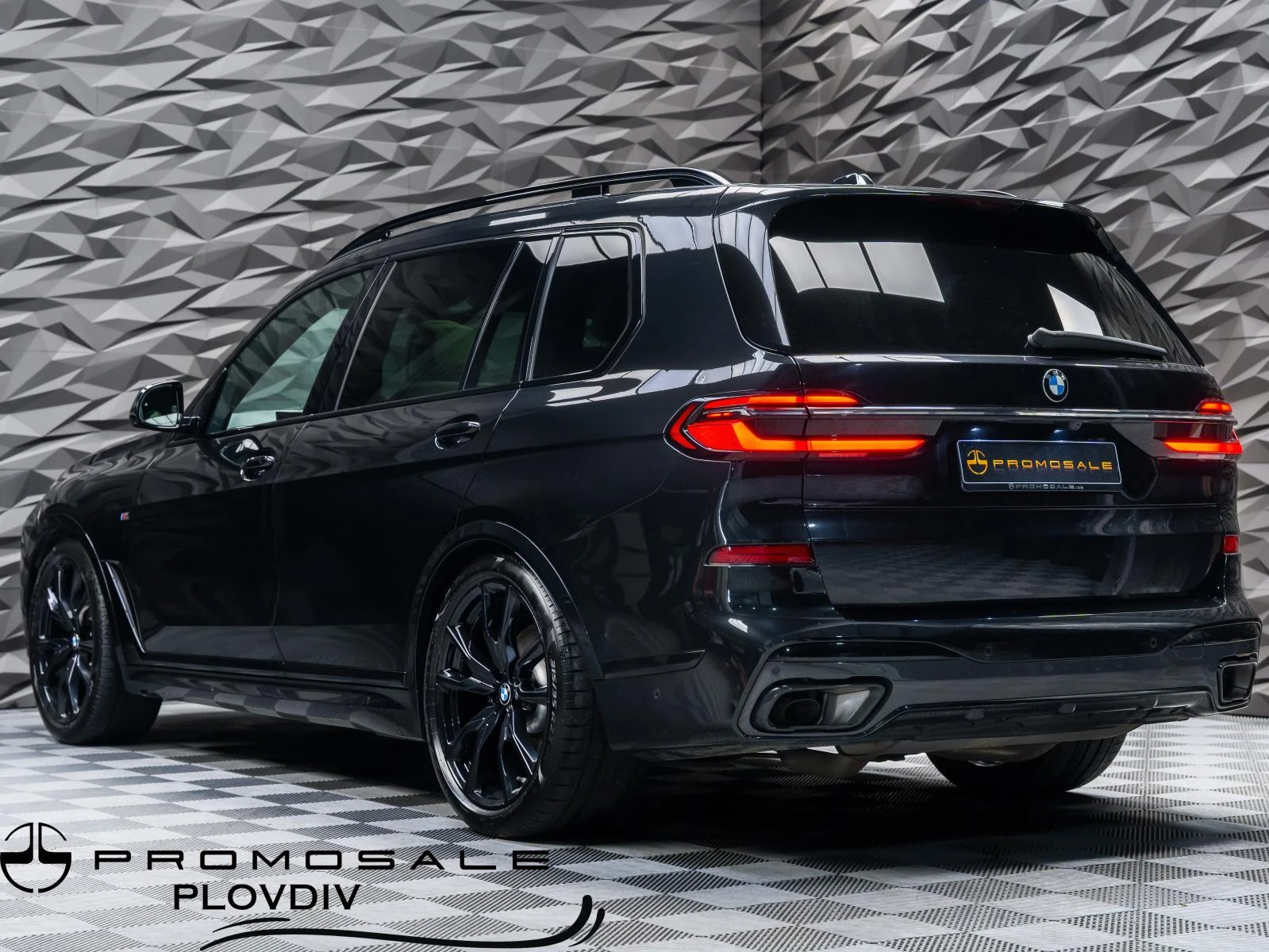 BMW X7 XDRIVE* M-PACK* H&K* 360* Pano* HUD* Подгрев* Кожа - изображение 4