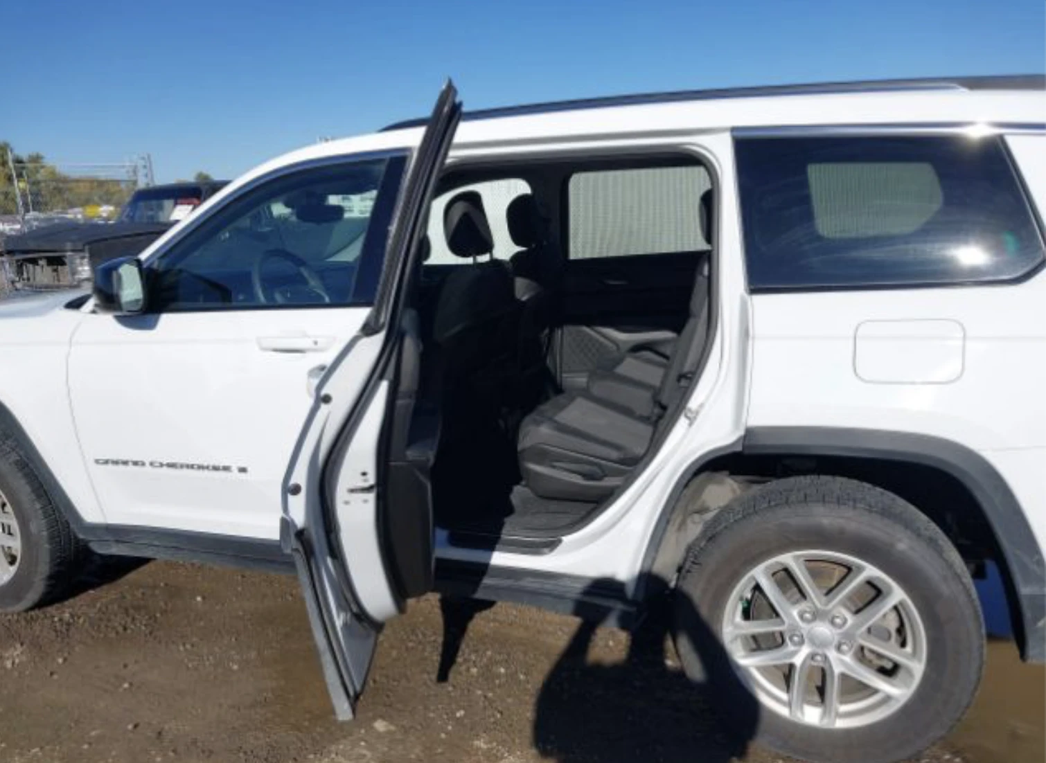 Jeep Grand cherokee L* LAREDO* 4x4* 3.6 - изображение 10