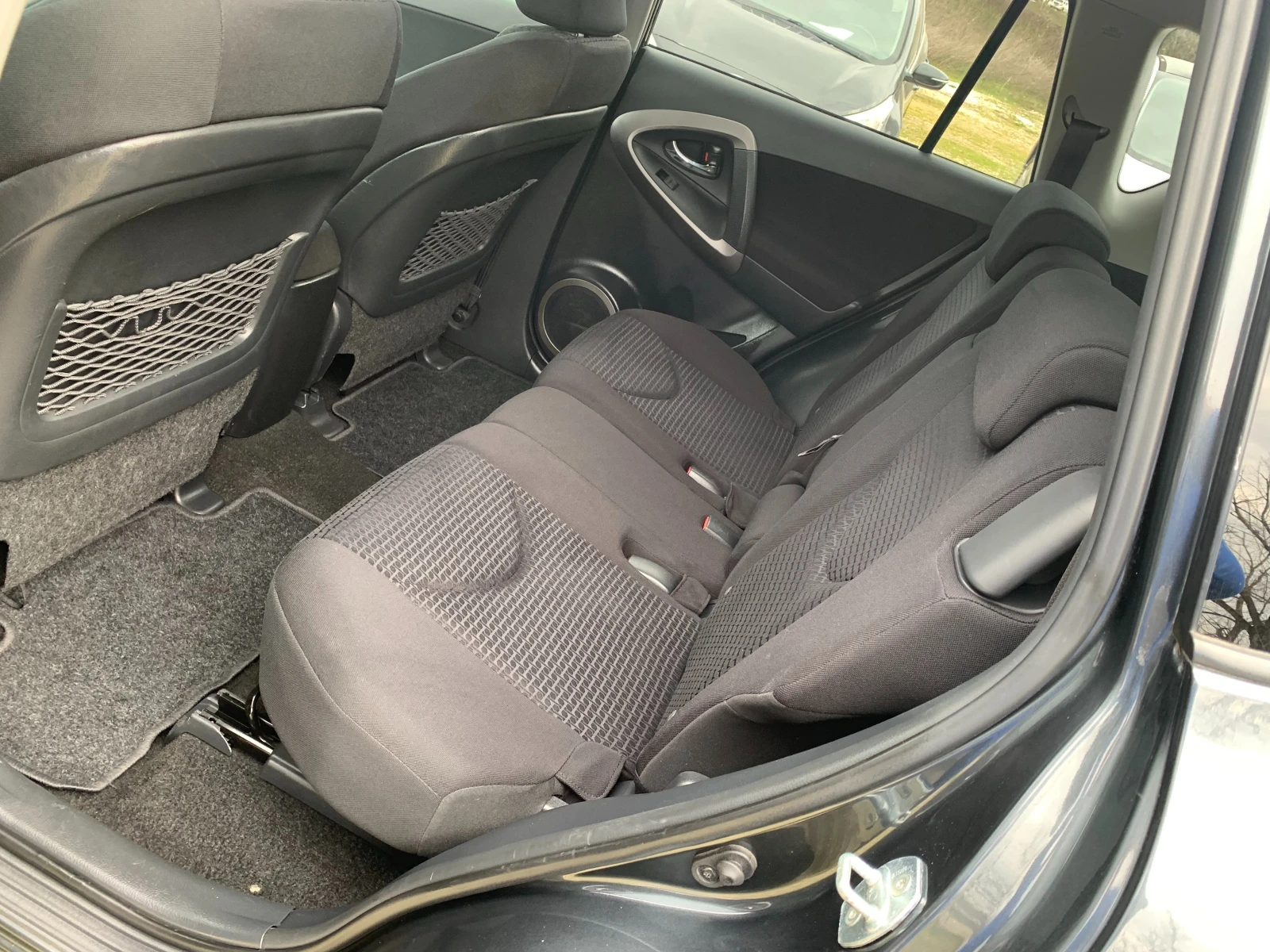 Toyota Rav4 2.0I ШВЕЙЦАРИЯ, снимка 8 - Автомобили и джипове - 54067410