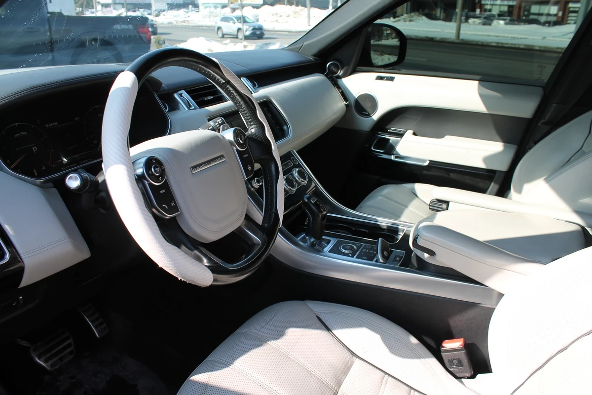 Land Rover Range Rover Sport Autobiography* OБДУХ* ПОДГРЕВИ* MERIDIAN* HuD* CAR, снимка 9 - Автомобили и джипове - 54141512