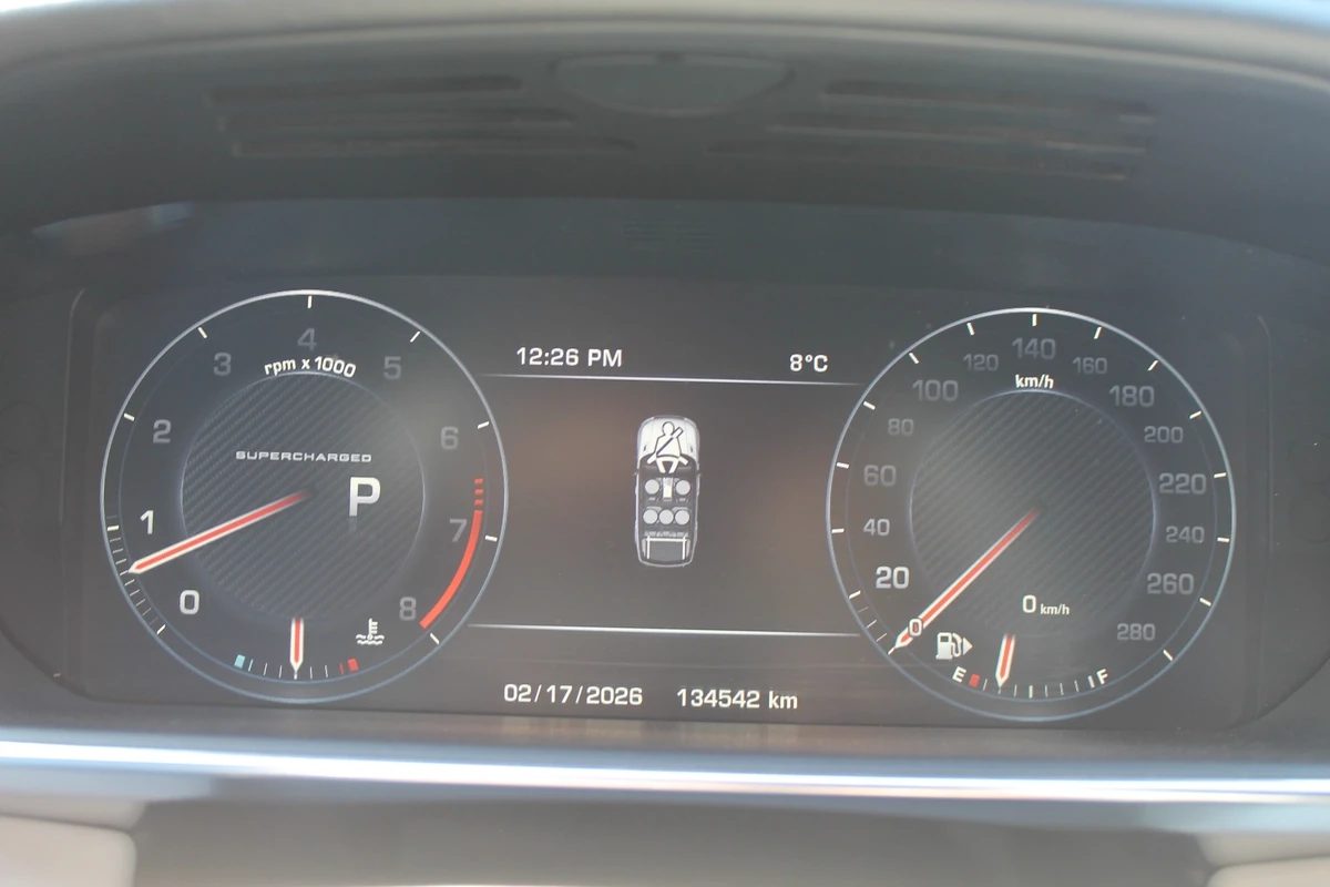 Land Rover Range Rover Sport Autobiography* OБДУХ* ПОДГРЕВИ* MERIDIAN* HuD* CAR, снимка 10 - Автомобили и джипове - 54141512