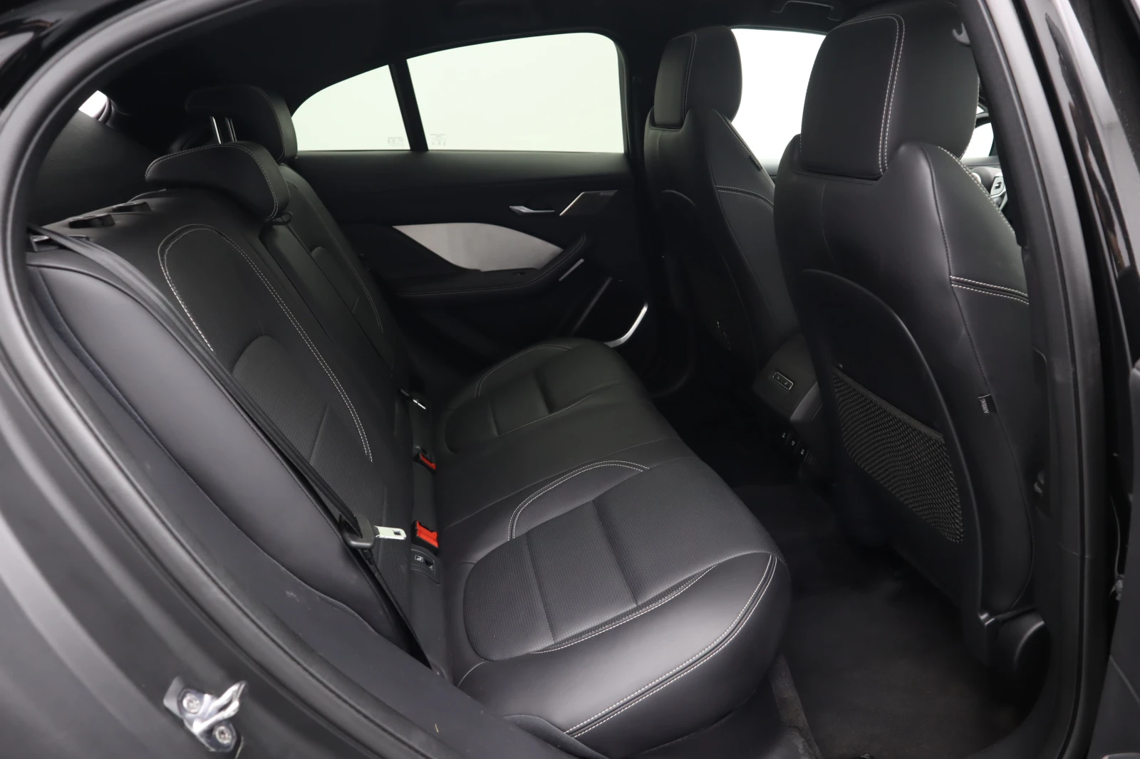 Jaguar I-Pace HSE, снимка 12 - Автомобили и джипове - 54190703