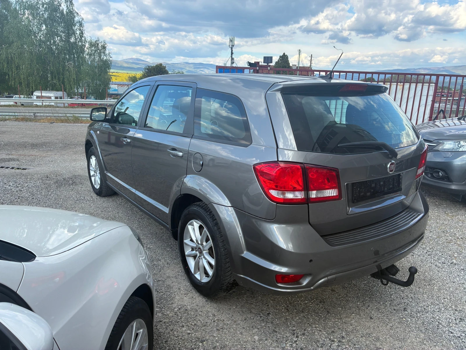 Fiat Freemont 2.0Mjet 7 места, снимка 6 - Автомобили и джипове - 54416418