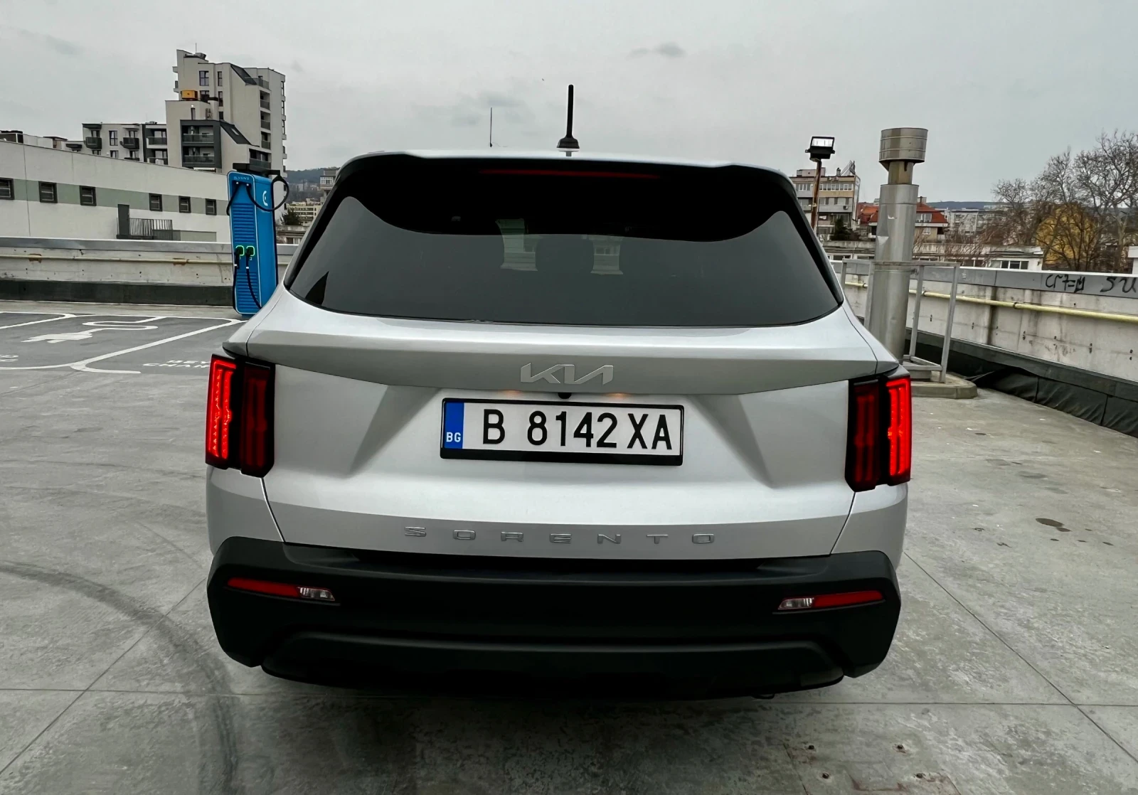 Kia Sorento 2022 - 71 000 км - Обслужен - Отлично състояние, снимка 3 - Автомобили и джипове - 54545258