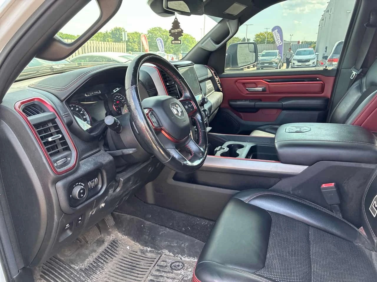 Dodge RAM 1500 Rebel/CARFAX/КОЖА/5.7/ВЪЗДУШНО ОКАЧВАНЕ/КЛИП, снимка 5 - Автомобили и джипове - 55583479