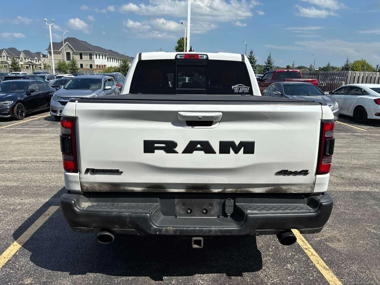 Dodge RAM 1500 Rebel/CARFAX/КОЖА/5.7/ВЪЗДУШНО ОКАЧВАНЕ/КЛИП, снимка 4 - Автомобили и джипове - 55583479