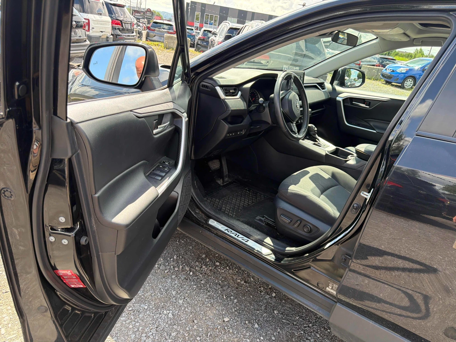 Toyota Rav4 XLE ЦЕНА ДО БЪЛГАРИЯ АВТОКРЕДИТ, снимка 6 - Автомобили и джипове - 55643587