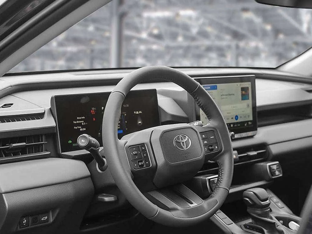 Toyota Rav4 | ГЛАВНО ПРЕДСТАВИТЕЛСТВО НА TOYOTA, снимка 11 - Автомобили и джипове - 55649521