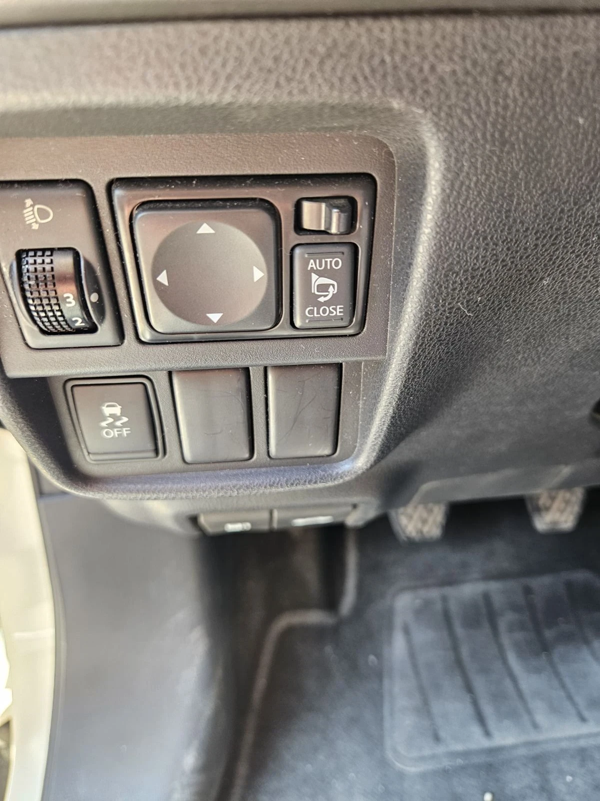 Nissan Juke, снимка 15 - Автомобили и джипове - 55914528