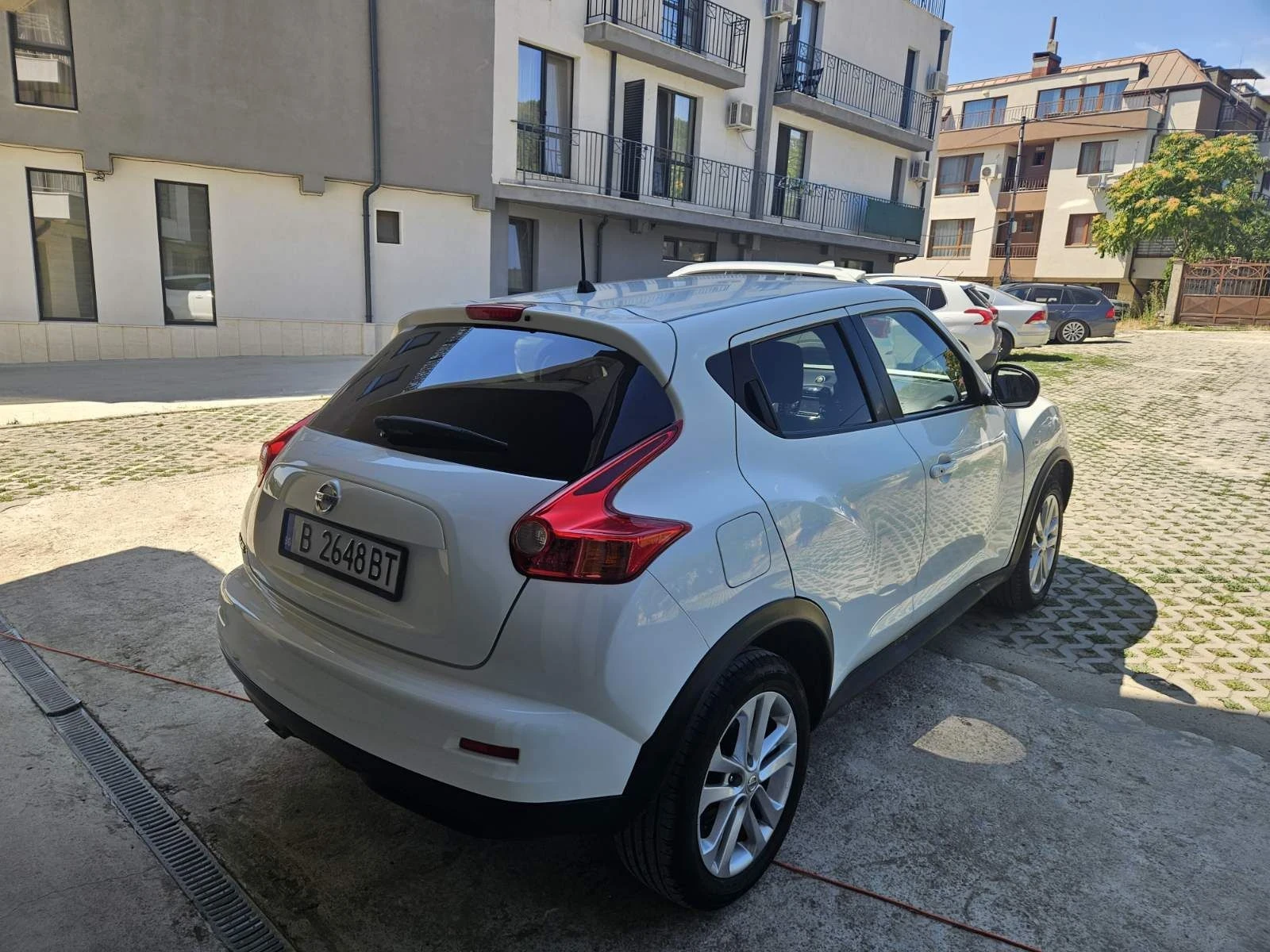 Nissan Juke, снимка 6 - Автомобили и джипове - 55914528