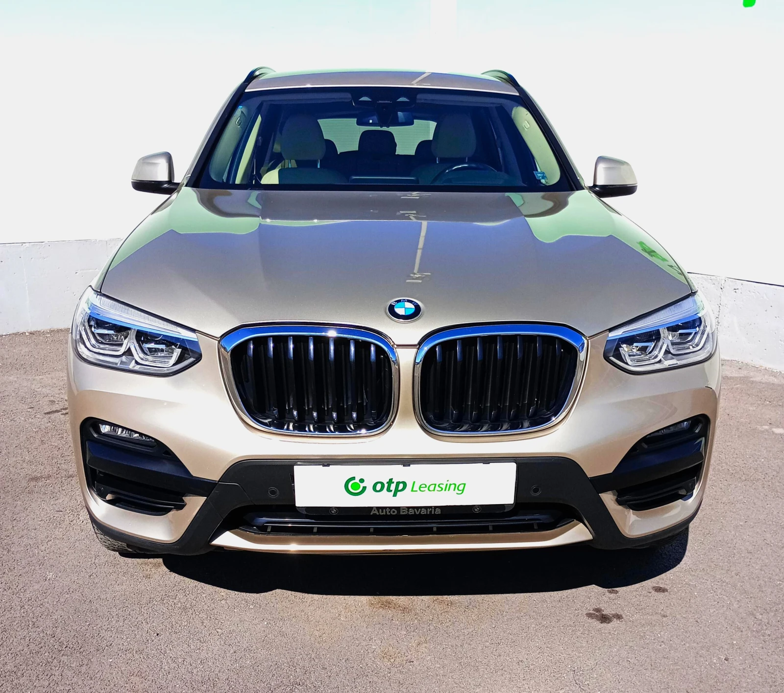 BMW X3 20d 190 кс xDrive INDIVIDUAL, снимка 2 - Автомобили и джипове - 56373357