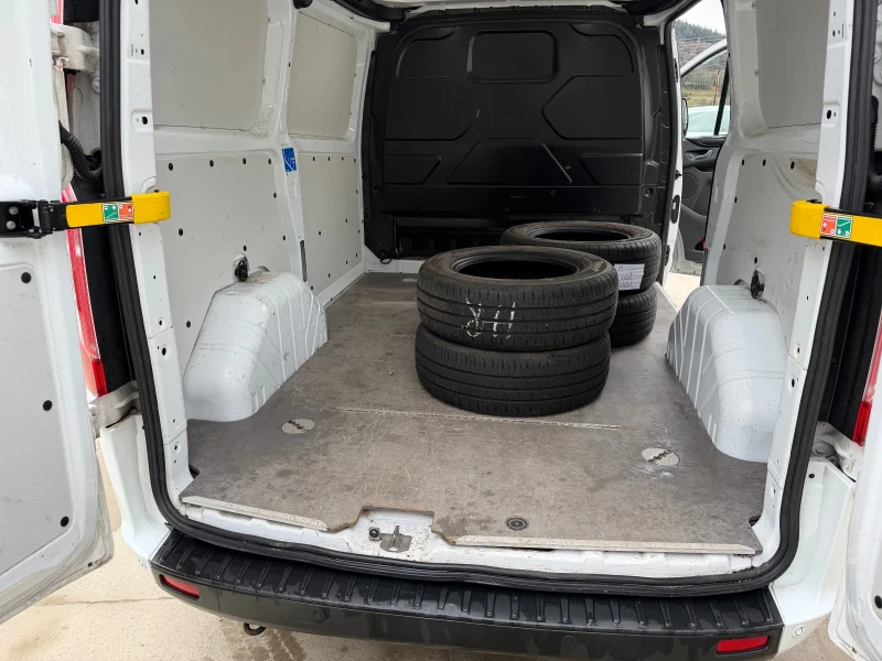 Ford Transit Custom, снимка 10 - Бусове и автобуси - 53276874