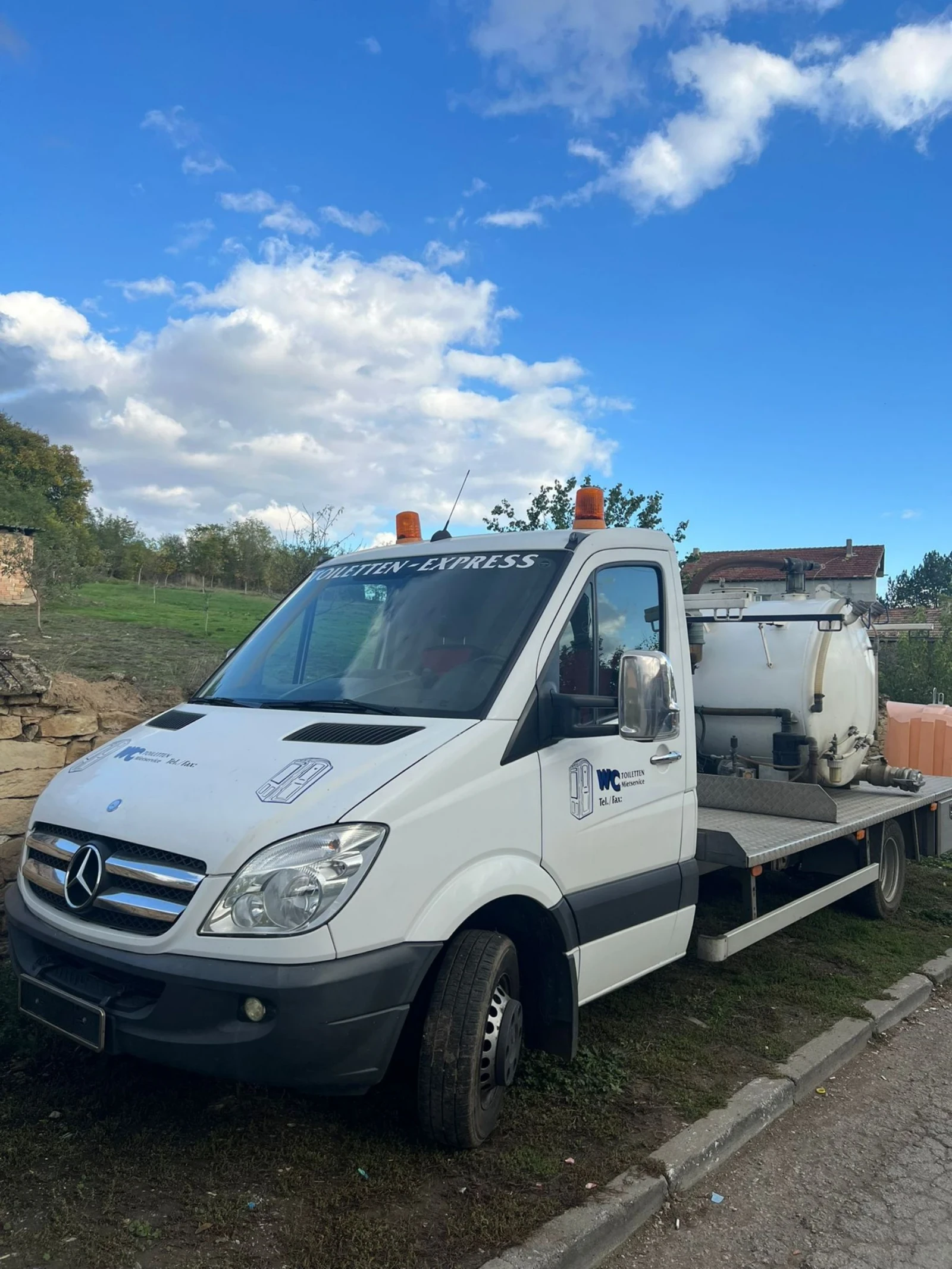 Mercedes-Benz Sprinter 516 Пречистване на тоалетни и канализации, снимка 1