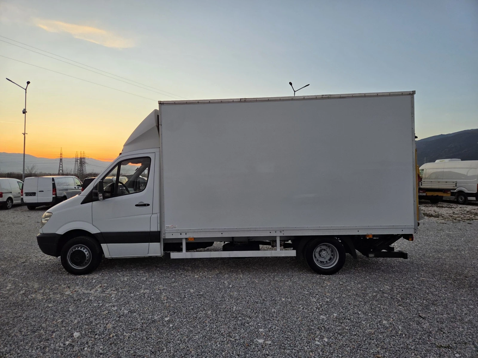 Mercedes-Benz Sprinter 515 CDI, Падащ борд, До 3.5 тона, ОМ646, снимка 2 - Бусове и автобуси - 53823147