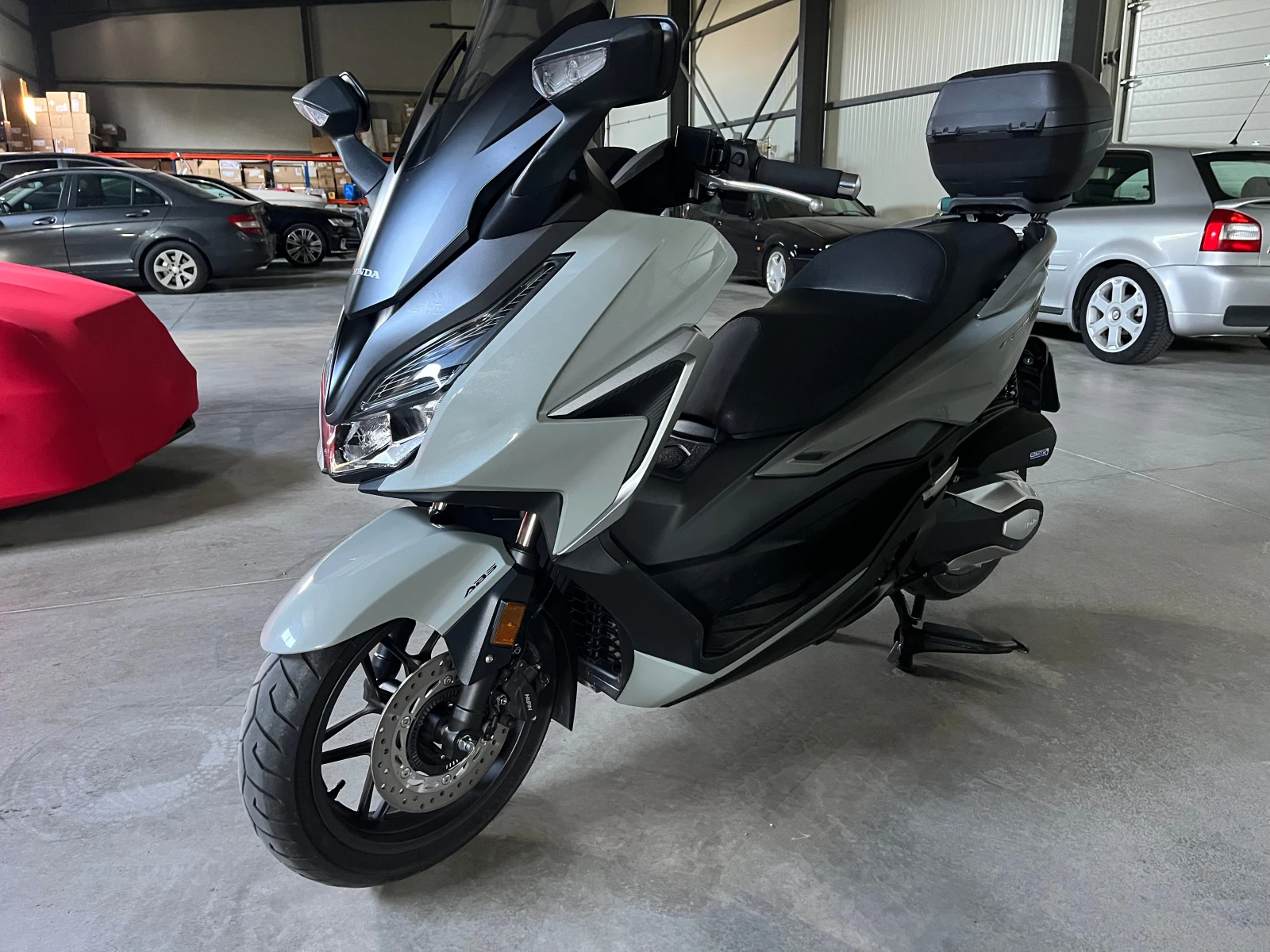 Honda Forza 350 - изображение 2