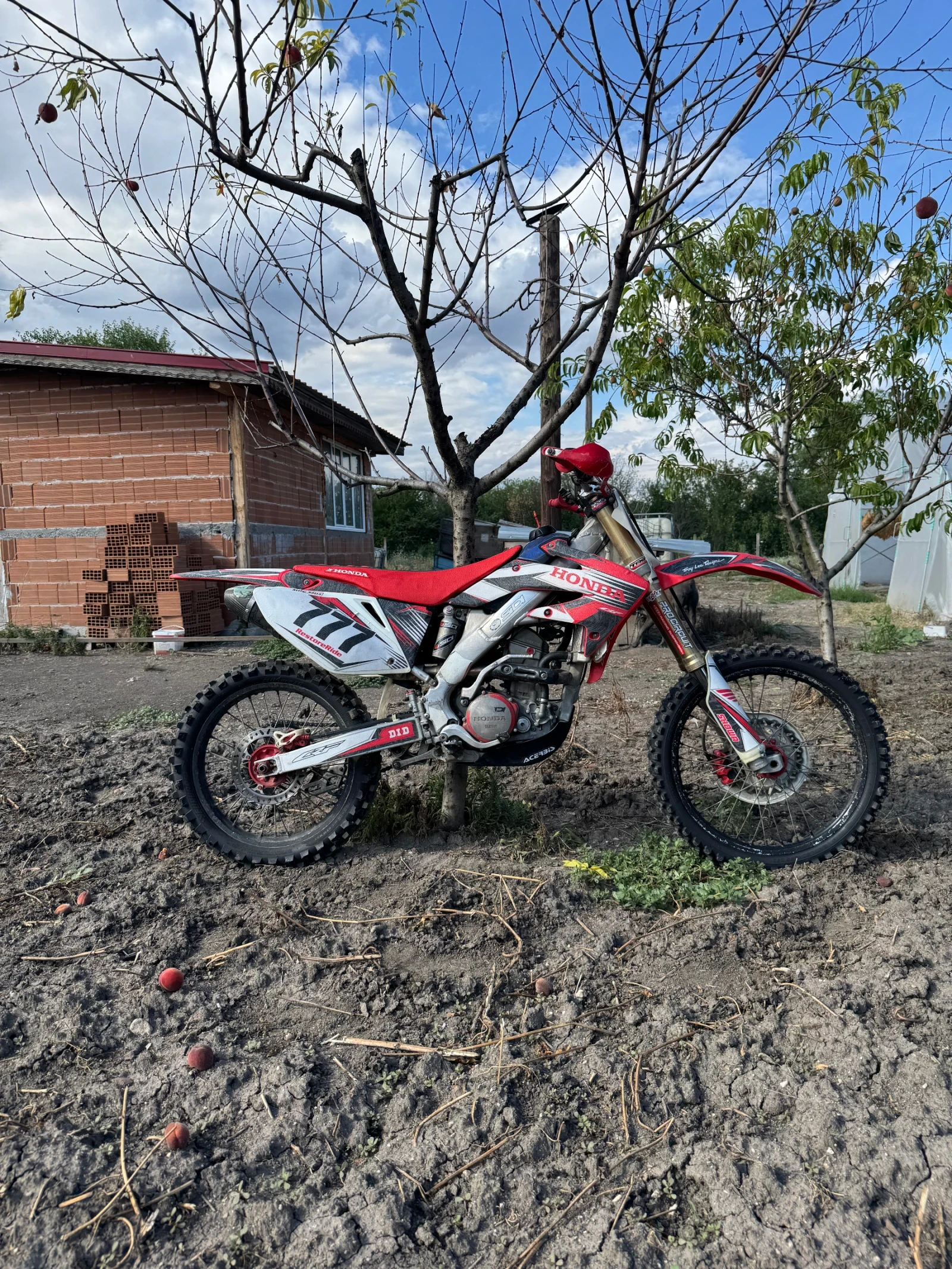 Honda Crf 250 R, снимка 2 - Мотоциклети и мототехника - 55605249