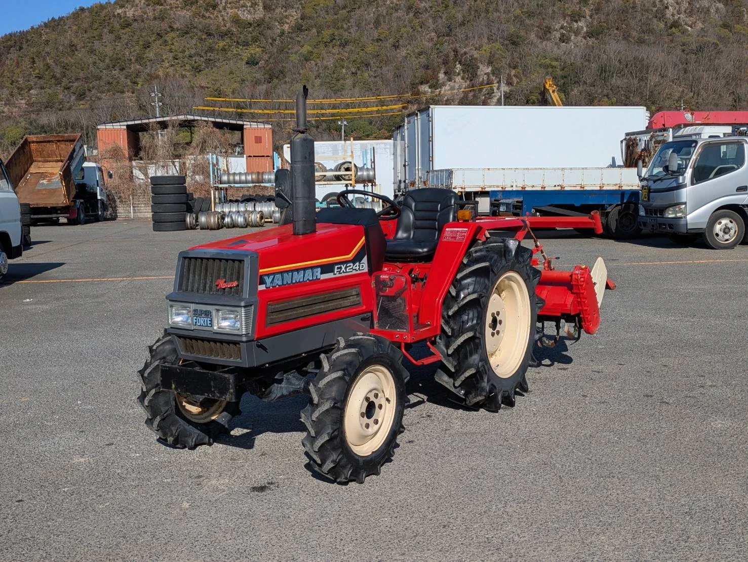 Трактор Yanmar YANMAR FX24D