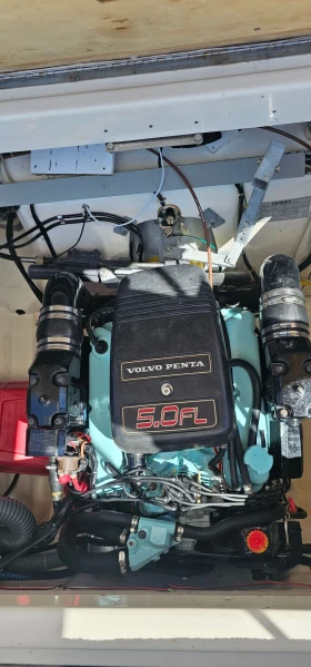 Моторна яхта Azimut GOBBi 21 cabin, снимка 6