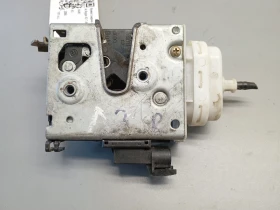 брава (задна лява) Ауди А3 1.6б