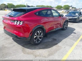 Ford Mustang Mach-E Premium AWD, снимка 4