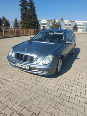 Mercedes-Benz E 320, снимка 1