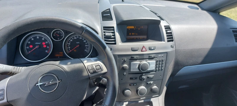 Opel Zafira, снимка 2 - Автомобили и джипове - 47208379