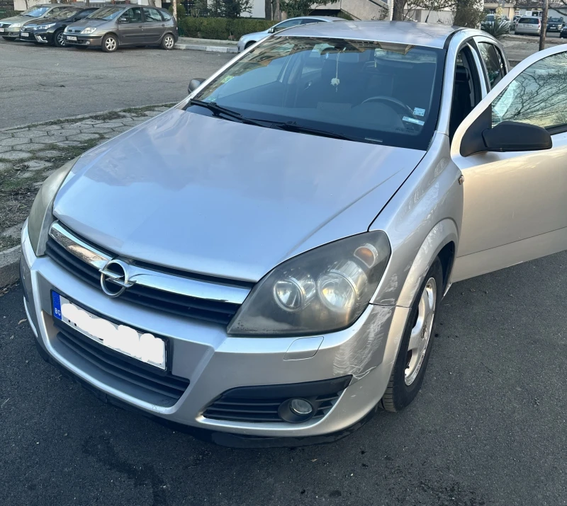 Opel Astra H, снимка 1 - Автомобили и джипове - 48522074