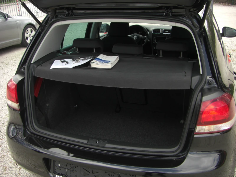 VW Golf 1.4TSI High Line AVTOMATIK NAVI, снимка 16 - Автомобили и джипове - 51275496