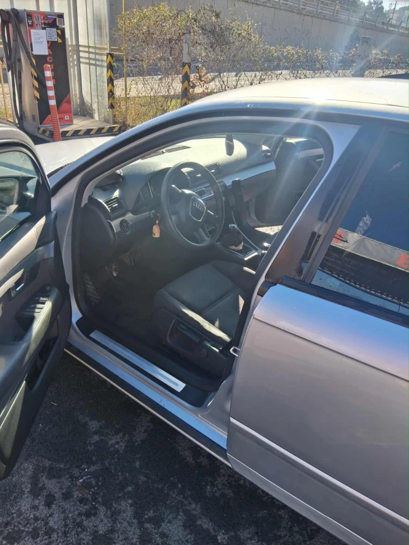 Audi A4, снимка 5 - Автомобили и джипове - 52368819