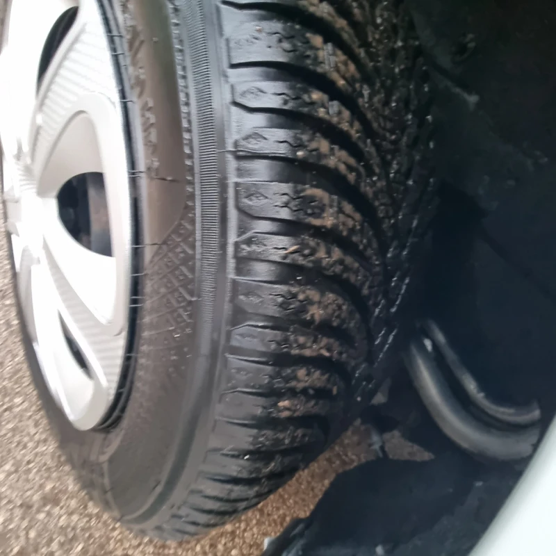 Ford Tourneo Connect, снимка 6 - Автомобили и джипове - 52613989