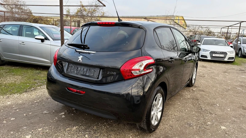 Peugeot 208 1.4HDI НАВИ ЕВРО-5А, снимка 4 - Автомобили и джипове - 52886683