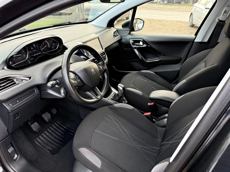 Peugeot 208 1.4HDI НАВИ ЕВРО-5А, снимка 7 - Автомобили и джипове - 52886683