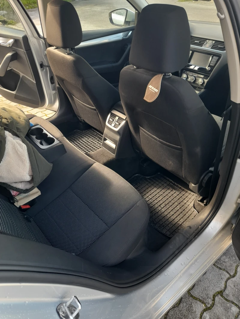 Skoda Octavia Octavia 3 2.0 150 hp, снимка 11 - Автомобили и джипове - 53404572