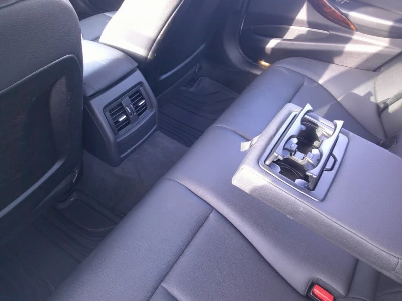 BMW 328 xDrive Sedan * АвтоКредит* (Цена до БГ) , снимка 8 - Автомобили и джипове - 53454810