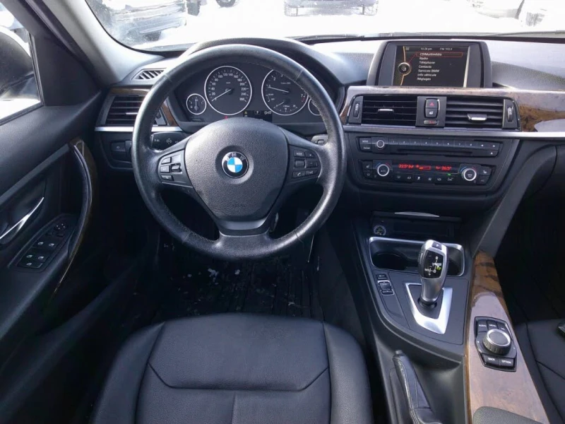 BMW 328 xDrive Sedan * АвтоКредит* (Цена до БГ) , снимка 15 - Автомобили и джипове - 53454810