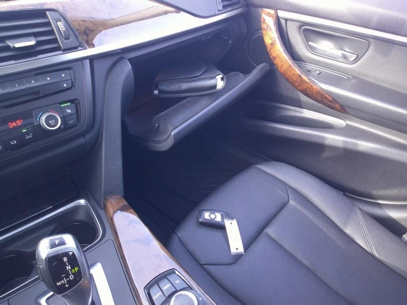 BMW 328 xDrive Sedan * АвтоКредит* (Цена до БГ) , снимка 9 - Автомобили и джипове - 53454810
