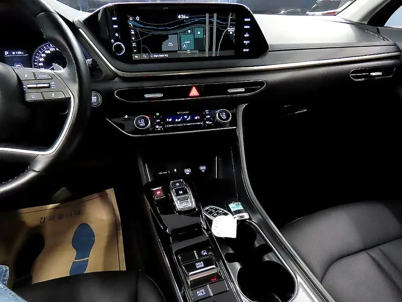 Hyundai Sonata 2.0 Premium, снимка 9 - Автомобили и джипове - 55937726