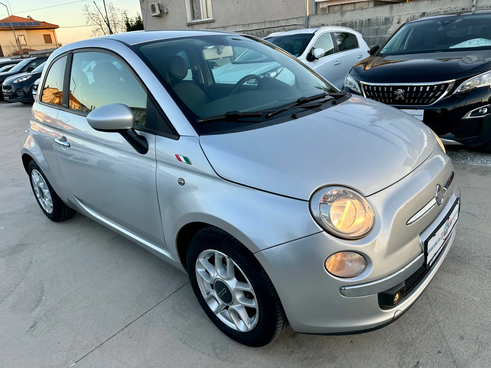 Fiat 500 1.2i Sport! Клима! Кожен салон! Лизинг! - изображение 3