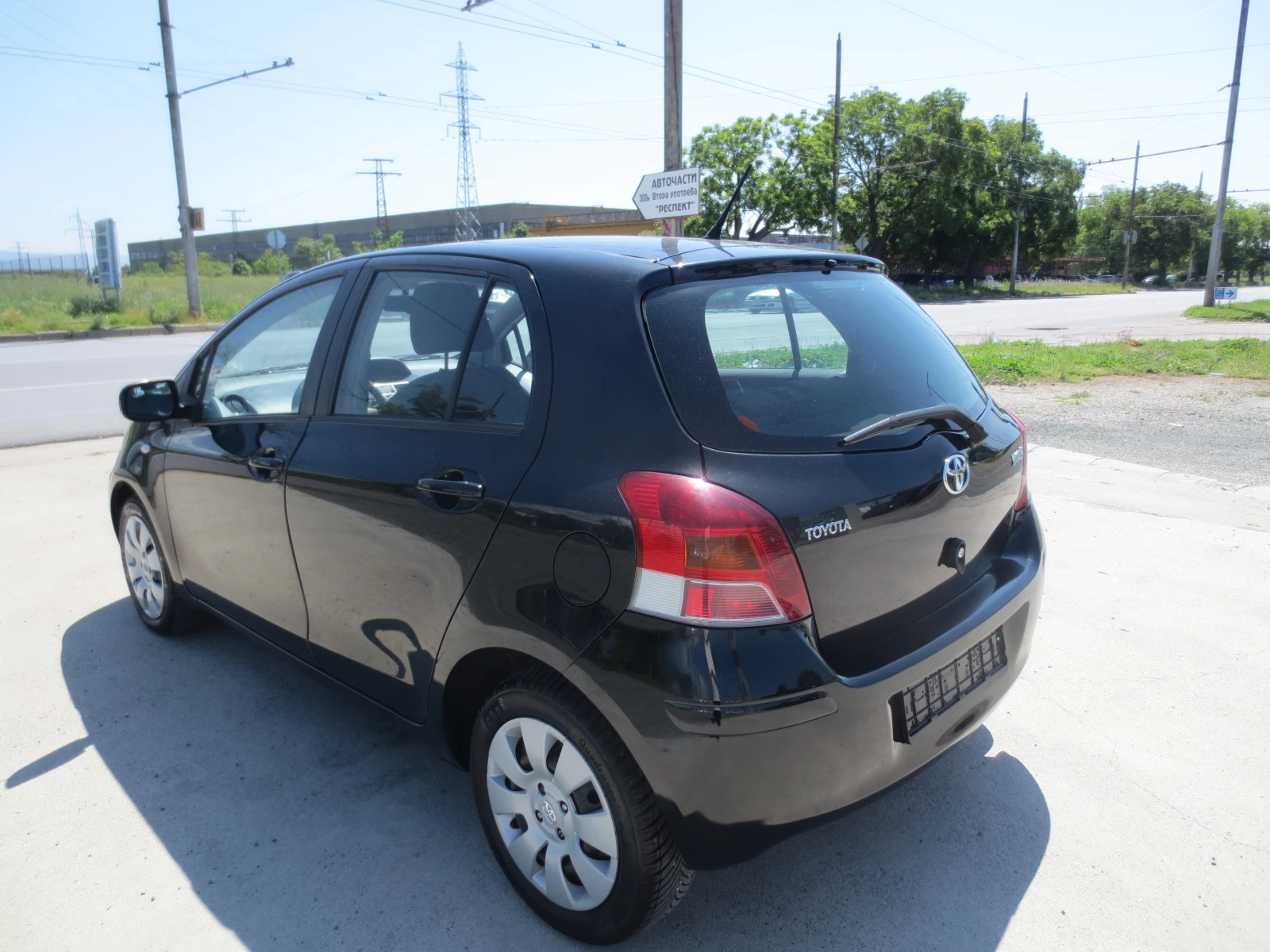 Toyota Yaris 1.4 D-4D* 6Sk.*  - изображение 7