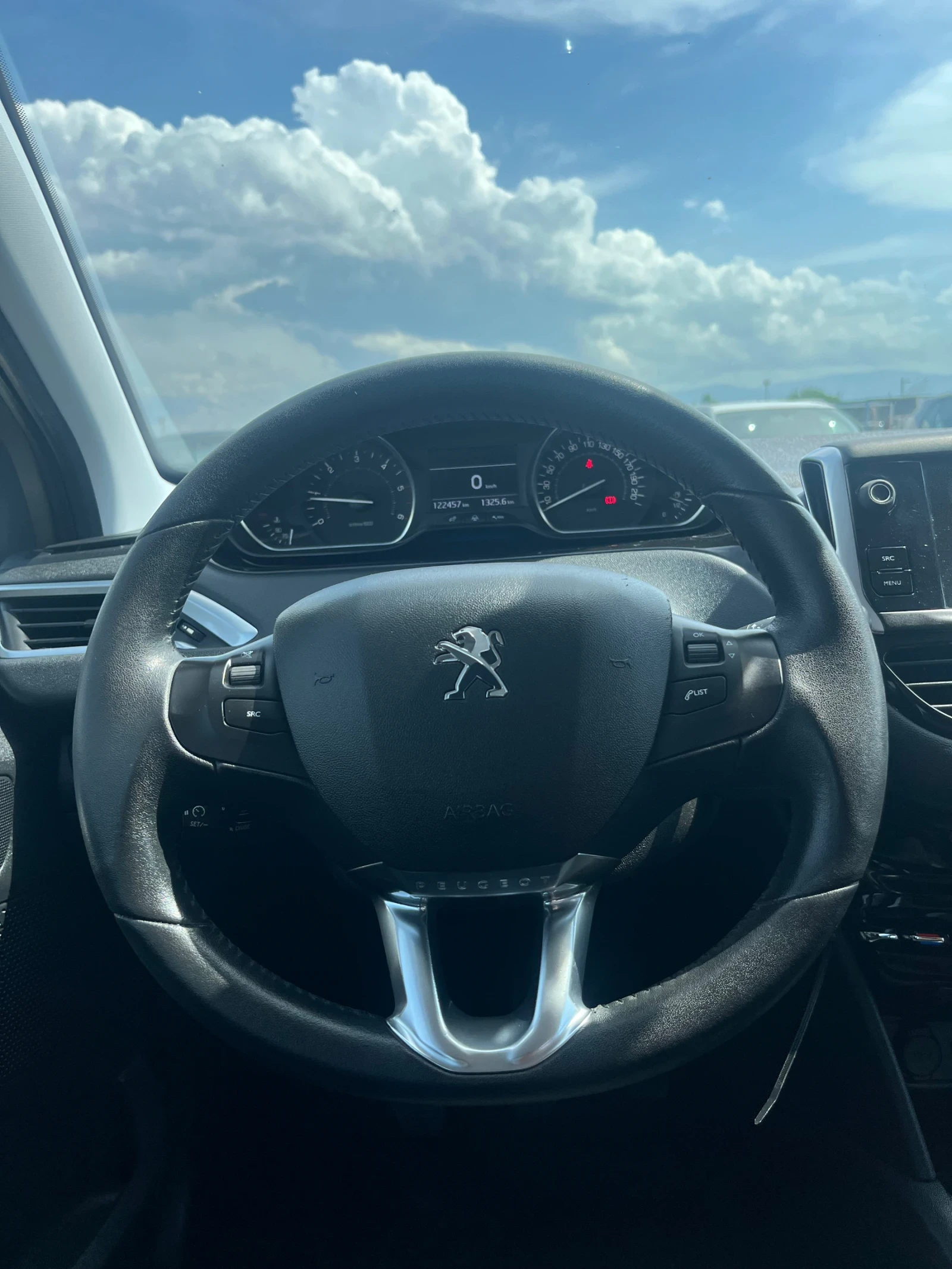 Peugeot 208 1.6 HDi - изображение 10