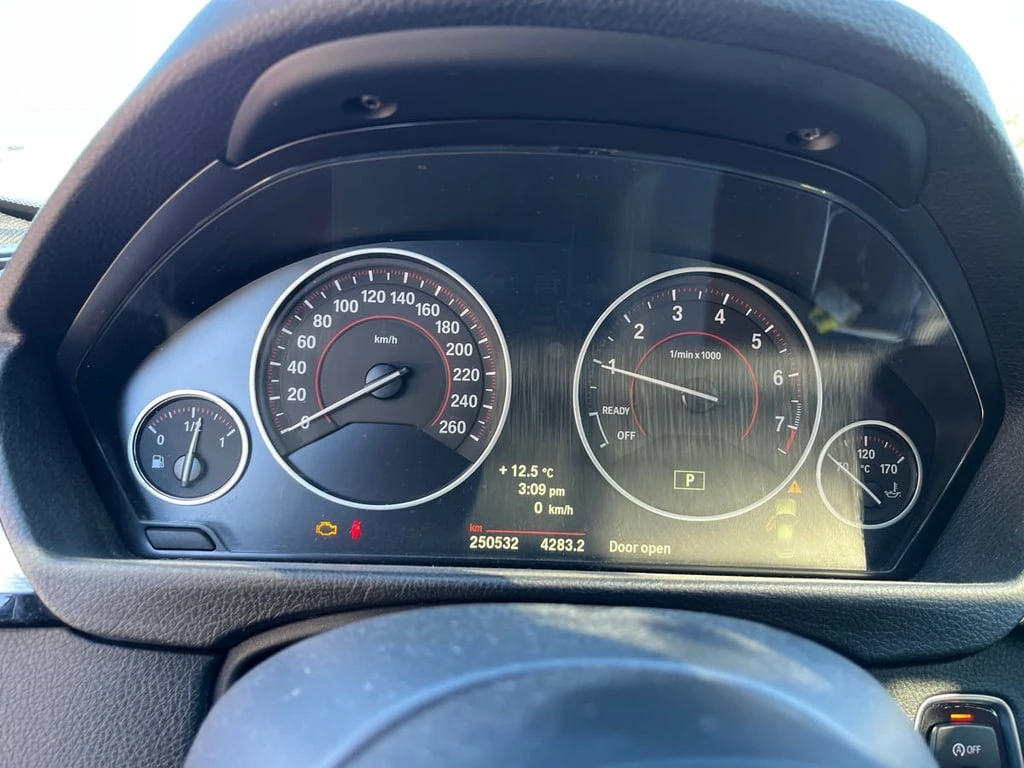 BMW 335 * xDrive * CARFAX * БЕЗ ПЪРВОНАЧАЛНА ВНОСКА - изображение 8