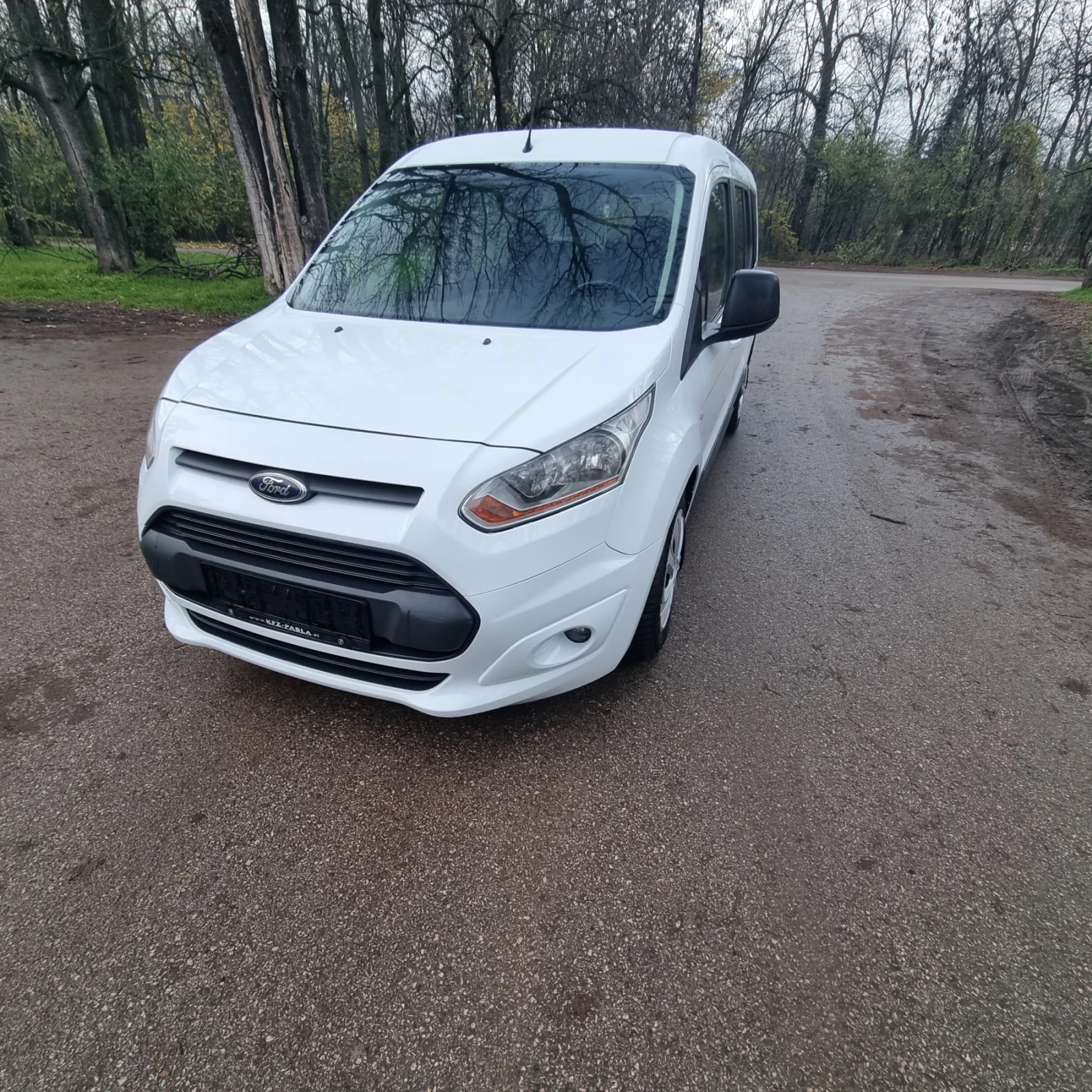 Ford Tourneo Connect  - изображение 7
