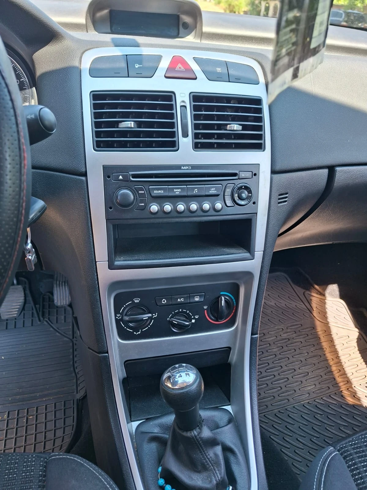 Peugeot 307, снимка 14 - Автомобили и джипове - 53864671