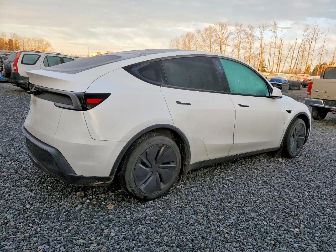 Tesla Model Y PREMIUM, снимка 4 - Автомобили и джипове - 53746750