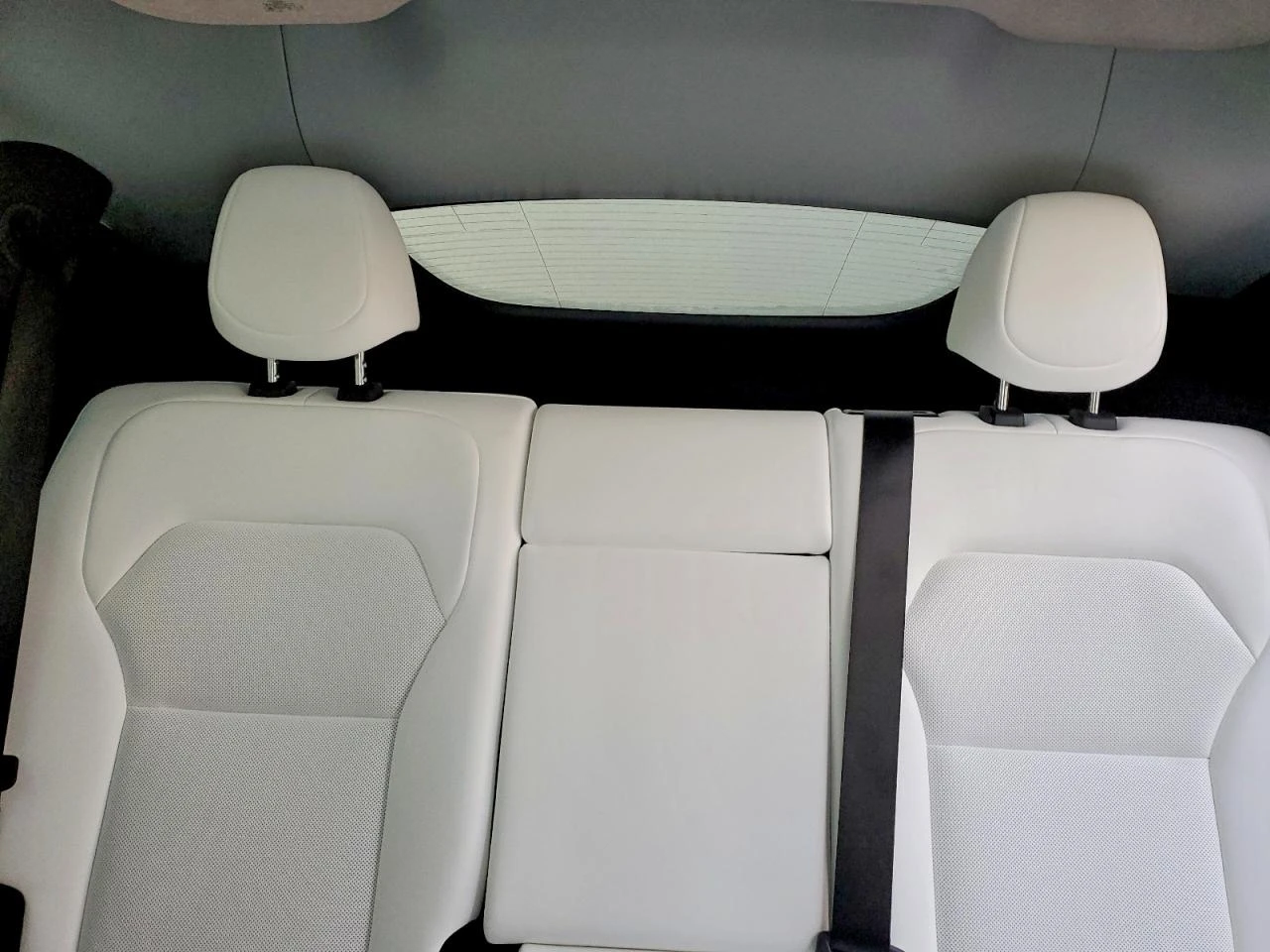 Tesla Model Y PREMIUM, снимка 10 - Автомобили и джипове - 53746750