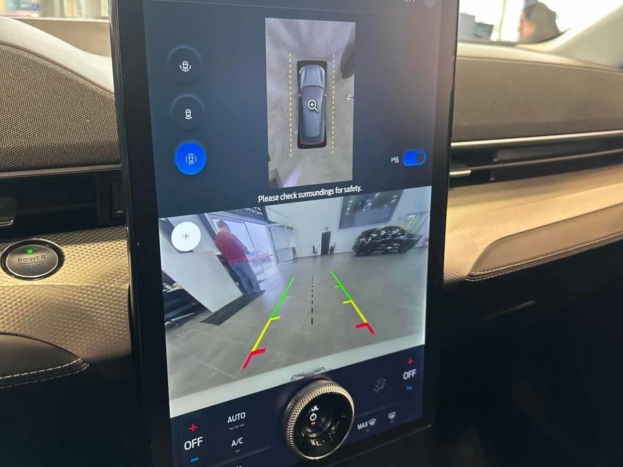 Ford Mustang Mach-E California Route 1  CARFAX, снимка 10 - Автомобили и джипове - 53800748