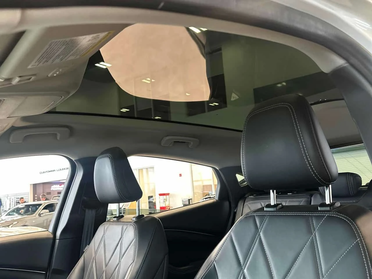 Ford Mustang Mach-E California Route 1  CARFAX, снимка 12 - Автомобили и джипове - 53800748