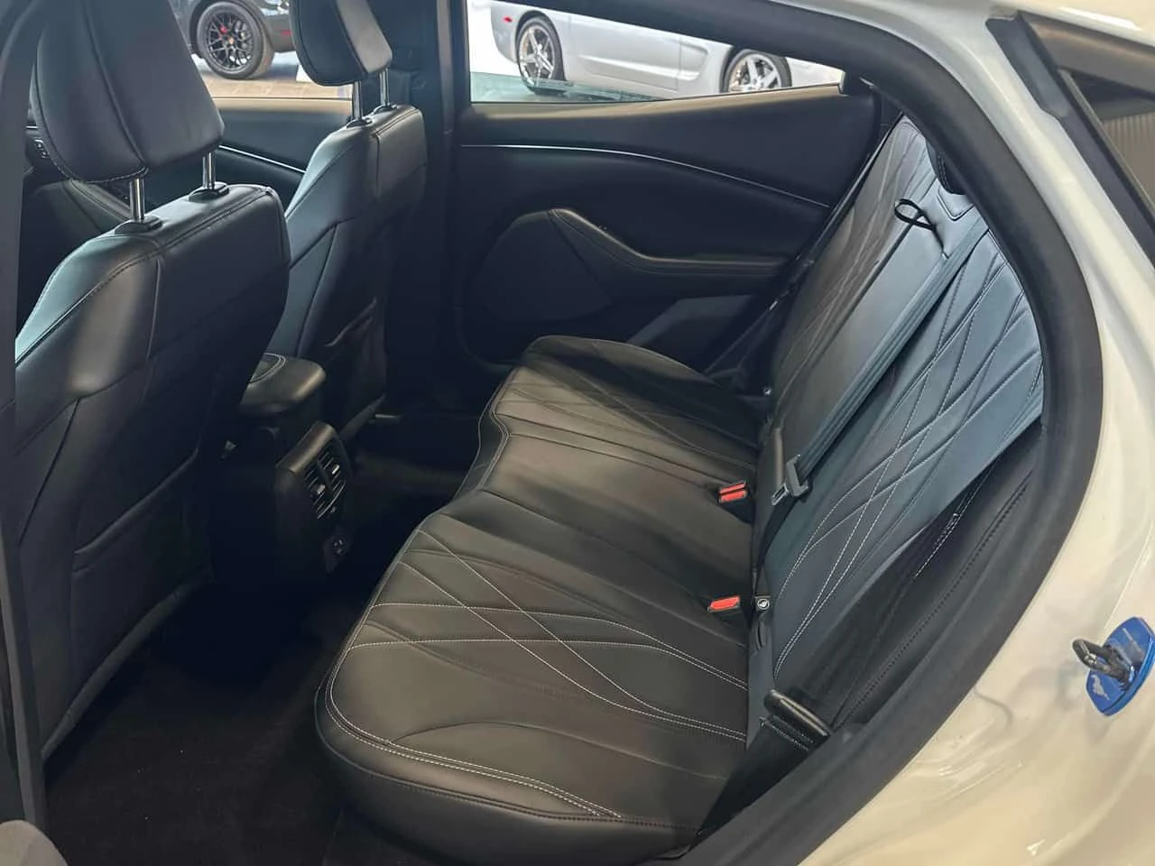 Ford Mustang Mach-E California Route 1  CARFAX, снимка 13 - Автомобили и джипове - 53800748