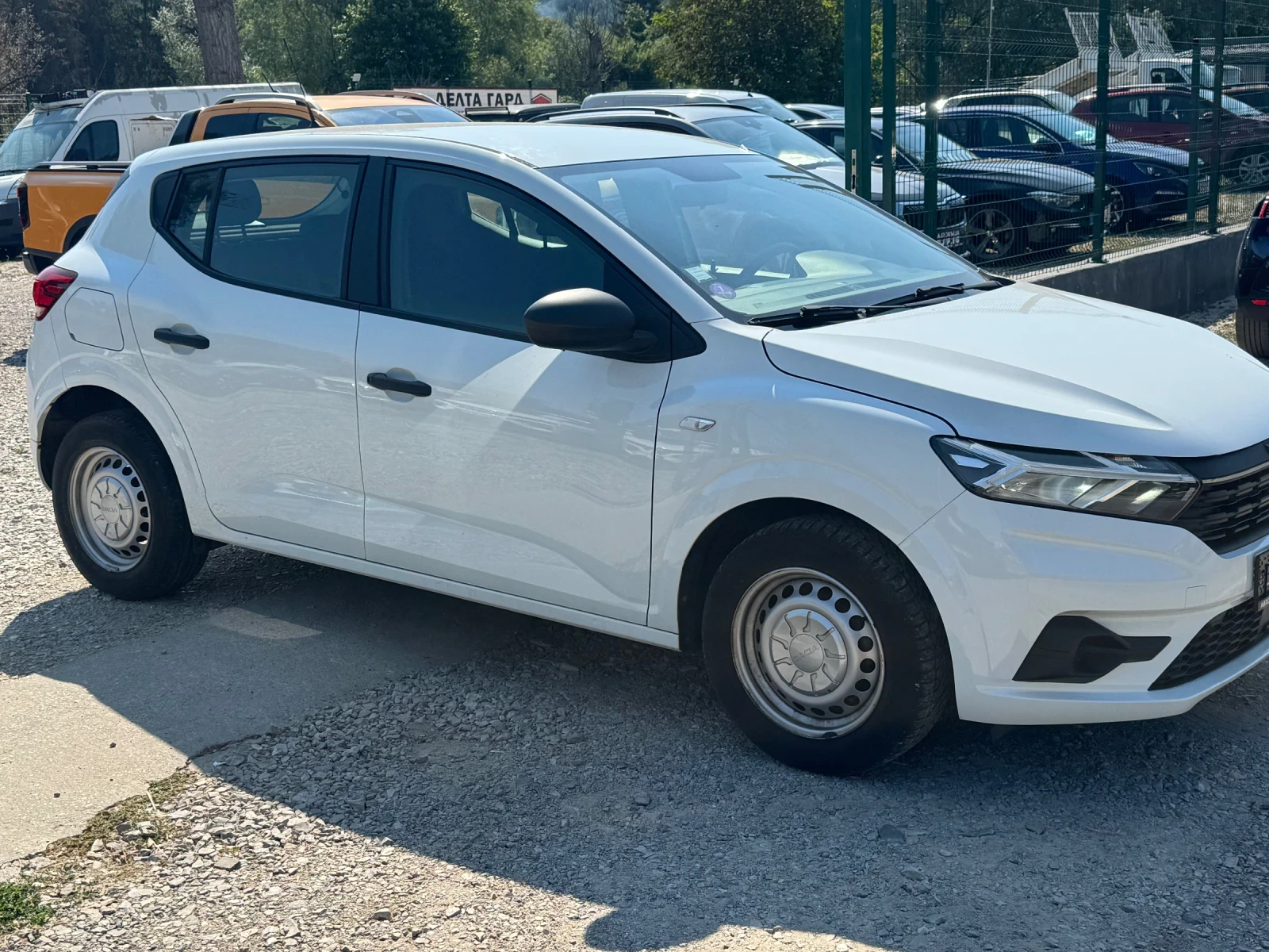 Dacia Sandero 1.0 TCe 100kc, снимка 3 - Автомобили и джипове - 53934997