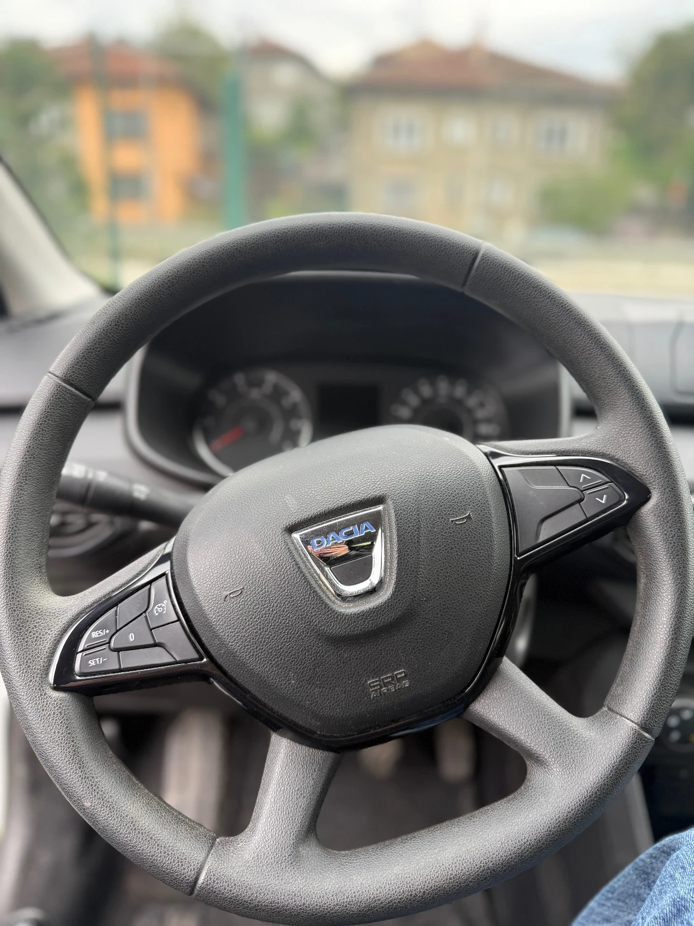 Dacia Sandero 1.0 TCe 100kc, снимка 8 - Автомобили и джипове - 53934997